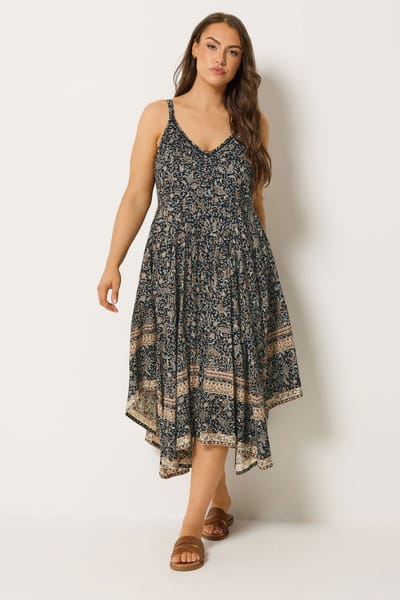 Yours Zwarte Paisley Jurk Met Asymmetrische Zoom Size 54-56