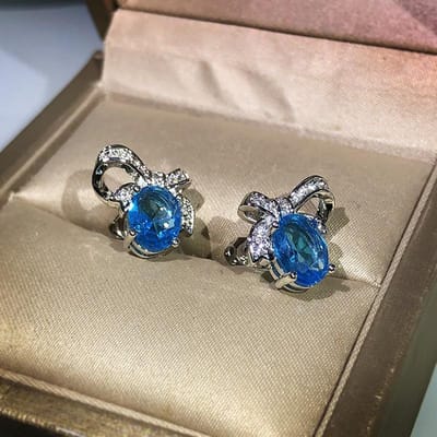 Nieuwste Zilver Inleg Oorbellen Vrouwelijk Natuurlijke Blauwe Topaas Strik Oorbellen Voor Dames Verjaardag Bruiloft Feest Sieraden Cadeaus beige