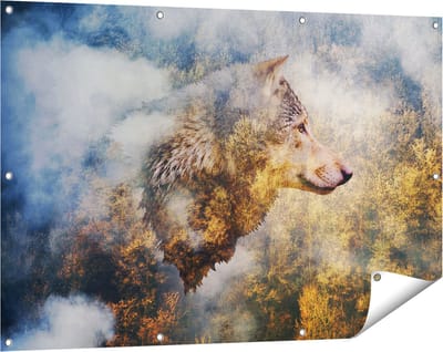 Gards Tuinposter Wolvenkop op een Herfstbos - Wolf - Abstract - 120x80 cm - Tuindoek - Tuindecoratie - Wanddecoratie buiten - Tuinschilderij