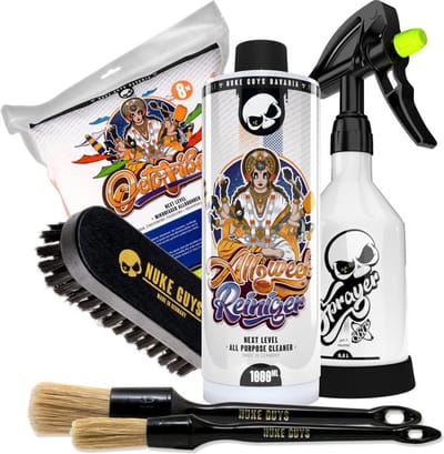 Nuke Guys set allesreiniger 1000 ml nu geleverd met, twee kwastjes, borstel, 0,5 ltr sprayer en 8 microfiberdoekjes