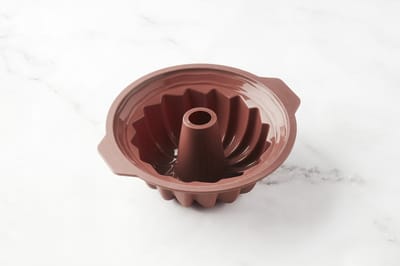 Point-Virgule tulbandvorm uit platinum silicone Vintage Maroon 24cm