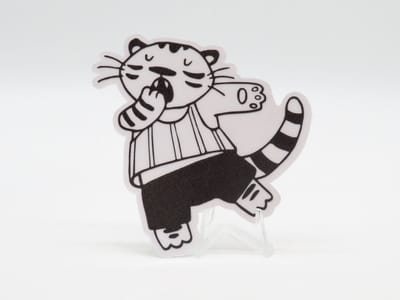 Geeuwende Tijger Sticker - Dieren in het Dagelijks Leven | Vera's Arts & Dice | Schattige Stickers - Handgemaakte Stickers - Journaling - Bullet Journal - Scrapbooking - Leuke Stickers - Laptop Sticker - Telefoon Sticker