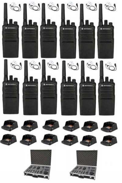 Set van 12 Motorola XT420 UHF IP55 PMR446 Portofoon met laders beveiliging oortje en koffer