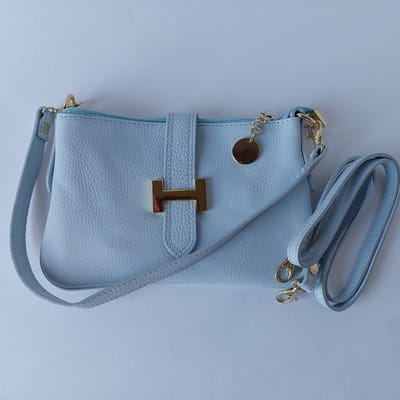 Pastelblauwe leren crossbody tas – Handgemaakt in Italië – Messing H sluiting – Dames