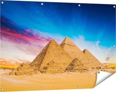 Gards Tuinposter Egyptische Piramides bij Zonsondergang - 120x80 cm - Tuindoek - Tuindecoratie - Wanddecoratie buiten - Tuinschilderij