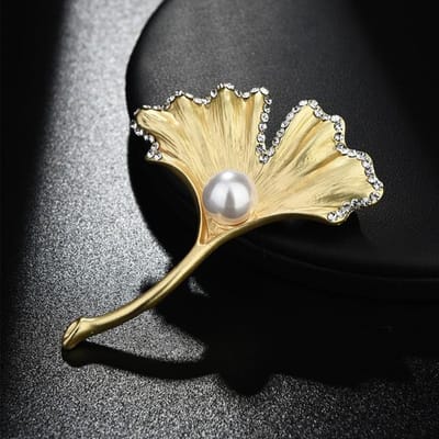 Vintage Ginkgo Blad Broches Voor Vrouwen Bruiloften Banket Bloemen Broche Speld Kleding Accessoires Cadeaus wit