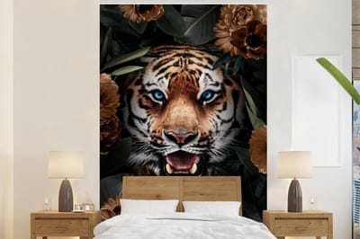 Behang - Fotobehang Tijger - Bloemen - Bruin - Breedte 170 cm x hoogte 260 cm