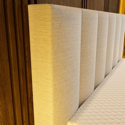 Mörgenn Luxe Boxspring Billy - Pocketvering - Luxe 6 baans hoofdbord - Geen voetbord + Luxe Suprême topper - Inclusief Dekbed en Kussens - Beige - 140x210 cm