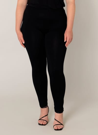 BASE LEVEL CURVY Andrea Legging - Black - maat 2(50)