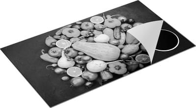 Chefcare Inductie Beschermer Groentes op Zwarte Marmer - Zwart Wit - 90x50 cm - Afdekplaat Inductie - Kookplaat Beschermer - Inductie Mat