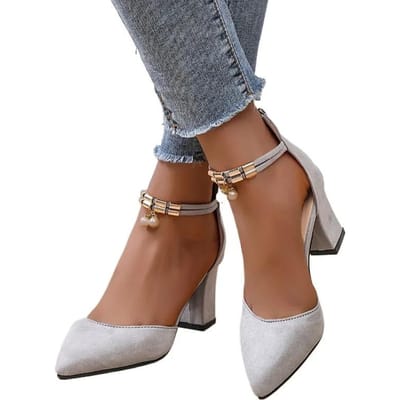 Sandales d'été à talons hauts à bride cheville pour femmes, bout pointu, décoration en métal perlé, fermeture éclair arrière, talon épais, robe de soirée, sandales modernes 37 grise