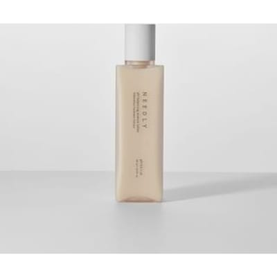 pH Balancing Essence Lotion pH 5,5± 1,0 145 ml / 4.9 fl. oz.