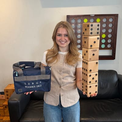 Mega Houten Dobbelstenen – 6 stuks – 9x9 cm – Drakehout – Inclusief Draagtas