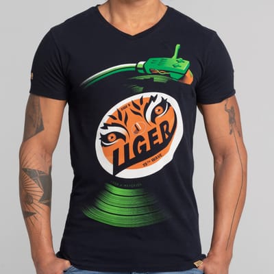 LIGER - Limited Edition van 360 stuks - MR Feaver -LP - Vinyl - T-Shirt - Maat S