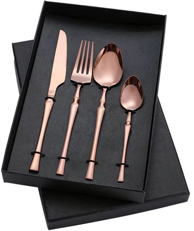 4 Delige Roestvrijstalen bestek - Besteksets - Make & Take Bestekset -Bestek -inclusief botermes - vork en lepel - verpakt in een geschenkdoos - een must-have voor de eettafel - geschikt voor thuiskeukens, Kerstmis en restaurants - Roségoud