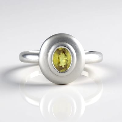 Cavill - Zilveren ring met platina plating - 0,868 karaat Ovale Sfeen uit Madagaskar - Minimalistische elegante ring voor dames - Dagelijks gebruik