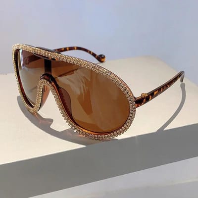 Modieuze Piloten Zonnebril dames Voor Vrouwelijke Luxe Designer Oversized Zonnebril Vintage Groot Montuur Eén Stuk Diamant Kristal Tinten As the picture