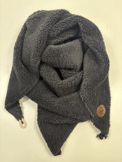 Driehoek winter Sjaal, Teddy van dik materiaal met knoop