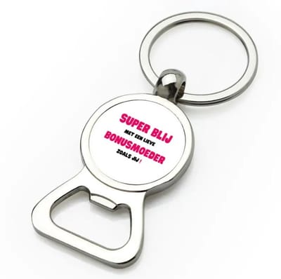 Akyol - super blij met een lieve bonusmoeder zoals jij flesopener - Mama - de liefste bonusmoeder - moeder cadeautjes - moederdag - verjaardag - geschenk - kado - 9 bij 3 cm