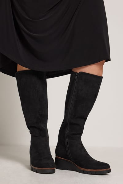 Yours Zwarte Stretchlaarzen Met Sleehak In Brede E En Extra Brede Eeepasvormsize 37EEE