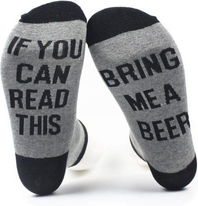 Malinsi® Grappige Sokken Bier - Leuke Huissokken Heren - Gekke Cadeaus Drank - Cadeautjes Volwassenen - Funny Socks - Vrolijke Geschenkset met Tekst en Print - Cadeau voor Mannen Papa Vader - Vaderdag Geschenk Kados - Vaderdagcadeau Verjaardag