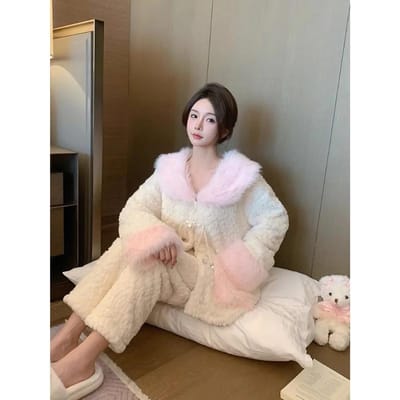 Pyjama épais en velours corail doublé polaire pour femme Automne et Hiver Nouveau Vêtement d'intérieur haut de gamme One Size blanc