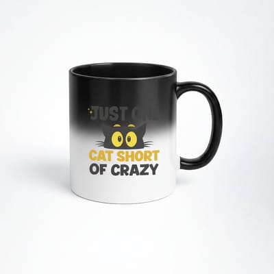 Just One Cat Short of Crazy - Magische Koffiemok met Kat Design