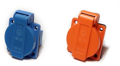 Inbouwstopcontact 8 stuks - Vochtige ruimtes - Veilig stroomvoorziening - Met flensafdichting - IP44 - Blauw oranje