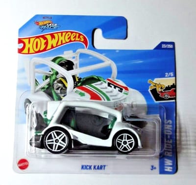 HOT WHEELS KICK KART WHITE 23/250 (1:64) HW RIDE ONS 2/5 NETFLIX LET'S RACE SHORT CARD