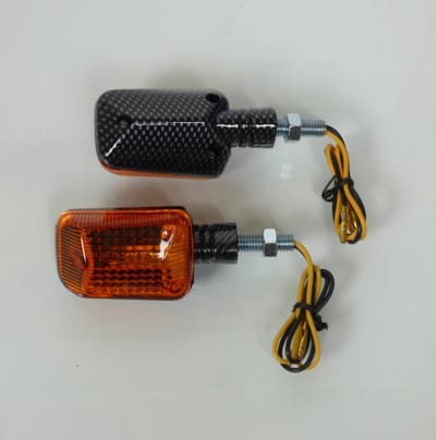 paar oranje koolstof-look 12v motorfiets knipperlichten