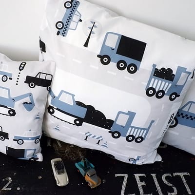 Sierkussen Voertuigen blauw 60x60 kinderkussen jongenskamer tweezijdig met rits inclusief vulling voor kinderkamer