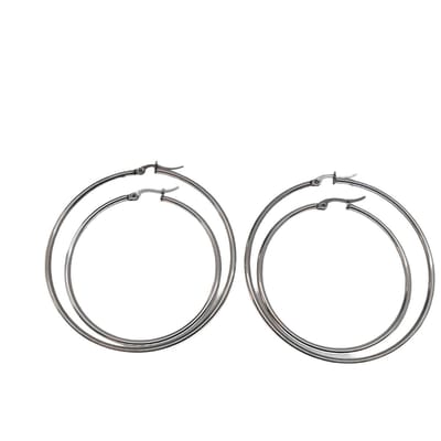 2 paar edelstaal oorring met 2 afmeting van Ø 50 en Ø 60mm.