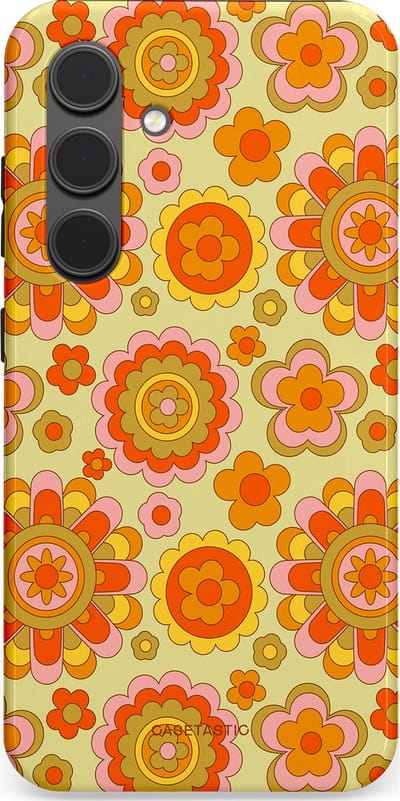Casetastic Hoesje Geschikt voor Samsung S24 - Stijlvolle Beschermende Duo-layer Case - Retro Oranje Bloemen