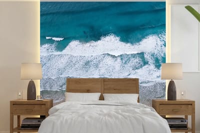 Behang - Fotobehang Strand - Zee - Water - Blauw - Breedte 300 cm x hoogte 300 cm