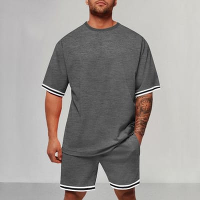T-shirt met korte mouwen en shorts set voor heren zomer tweedelig T-shirt gecombineerd casual sport streetwear loszittende set XL beige
