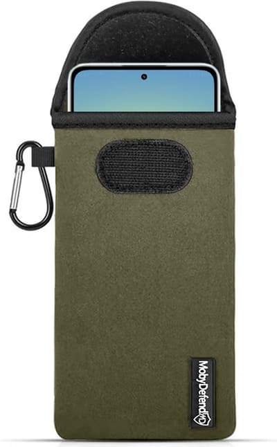 MobyDefend Hoesje - Geschikt voor Xiaomi Redmi Note 14 4G/5G - Neopreen Pouch Met Karabijnhaak - Insteek - Riemlus - Groen