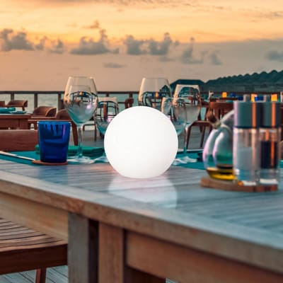 FHL easy! Dabus tuinlamp - Moderne solar LED Bol incl. spie - Ø 25cm - IP44 - RGBW - met afstandsbediening - USB oplaadbaar - 3000K - Wit