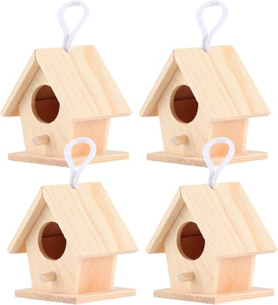 Vogelhuisje Hout - Tuindecoratie Set 4 Stuks Mini Hangende Vogelhuisjes van Natuurlijk Hout - DIY Knutsel Decoratie voor Tuin Balkon en Terras - 6 x 7 x 7,5 cm