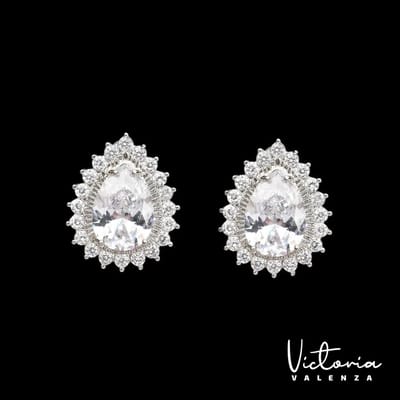 Victoria Valenza Zilverkleurige Druppel Clip Oorbellen met Zirkonia Stenen - Clip oorbellen - Zilverkleurig - Zirkonia