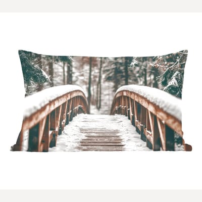 Sierkussens - Kussentjes Woonkamer - 60x40 cm - Brug - Winterlandschap - Bos - Natuur - Sneeuw