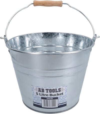 Gegalvaniseerde Metalen Emmer 5L – Robuuste Tuinemmer met Houten Handvat – Ook Gebruik als Plantenbak of BBQ-Emmer