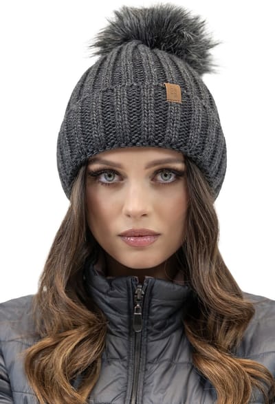 Vivisence Dames Wintermuts - Dik Breisel Met Imitatiebont Pompon En Zachte Fleecevoering - Biedt Comfortabele Warmte En Bescherming Tegen Wind En Kou Voor Dagelijks Gebruik In De Winter - Grafiet