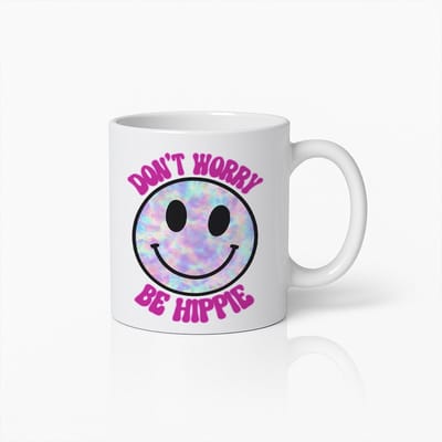 330ml Maak Je Geen Zorgen Wees Hippie Koffiemok met Kleurrijk Smile Gezicht – Grappig Retro Ontwerp