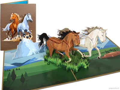 Popcards.nl pop-up kaart - Schitterende Galopperende Paarden in Prachtig Landschap Paard Paardenliefhebbers Dieren Wenskaart 3D kaart