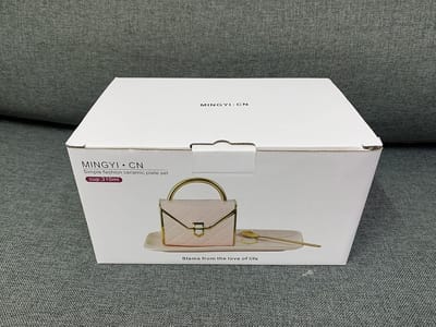 Porseleinen Koffiekop en Schotel Set met Lepel (310ml) - Handtas Design Mok (Roze)