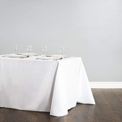 Dailygoods- Tafelkleed Vuilafstotend 140x200 cm - Polyester - Afwasbaar - Geschikt voor Feesten - Makkelijk Schoon te Maken - Niet Strijken - Tafelbedekking