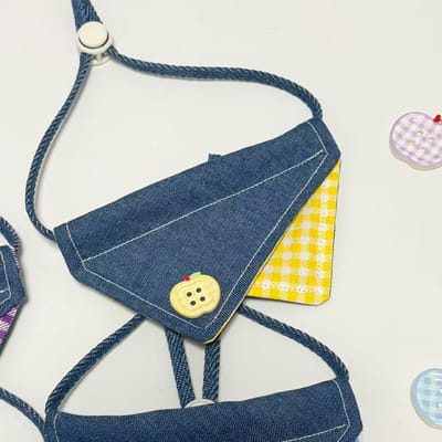 Daity Schattige katoenen halsband in denimblauw met een roze geruite strik, geschikt voor katten en honden, zacht en ademend, grote maat (geel).