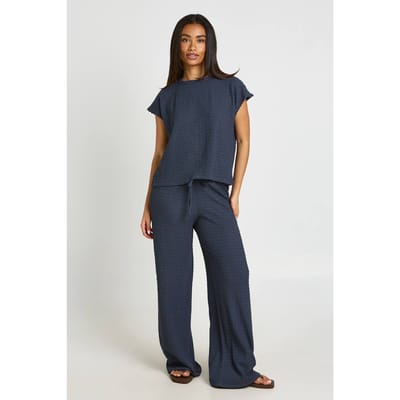 boohoo Dames Crinkle Top Met Korte Mouwen En Wijde Broek Co-ord Set | Houtskool | Maat: 36