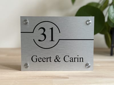 Naambordje / huisnummer voordeur open cirkel Rvs look