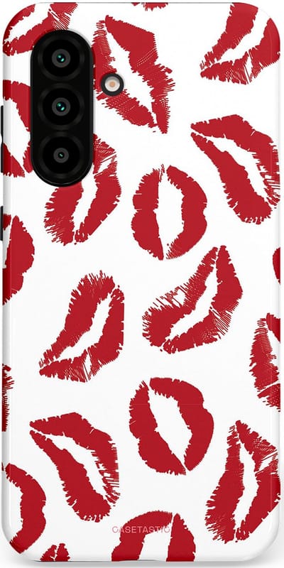Casetastic Hoesje Geschikt voor Samsung A56 / A36 - Stijlvolle Beschermende Duo-layer Case - Liefdeskusjes Rood Zoenen